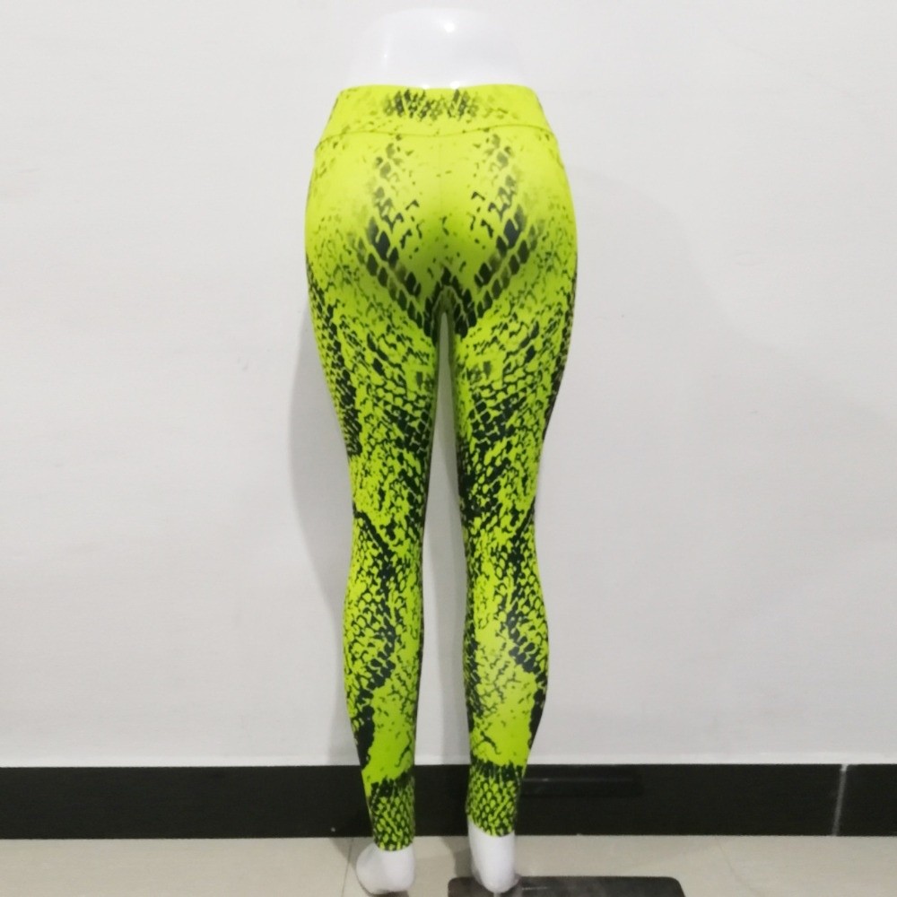 เลกกิ้งลายงู ซิลิโคนเสริมสะโพก - Pilates Yoga Legging บทวิจารณ์และราคา