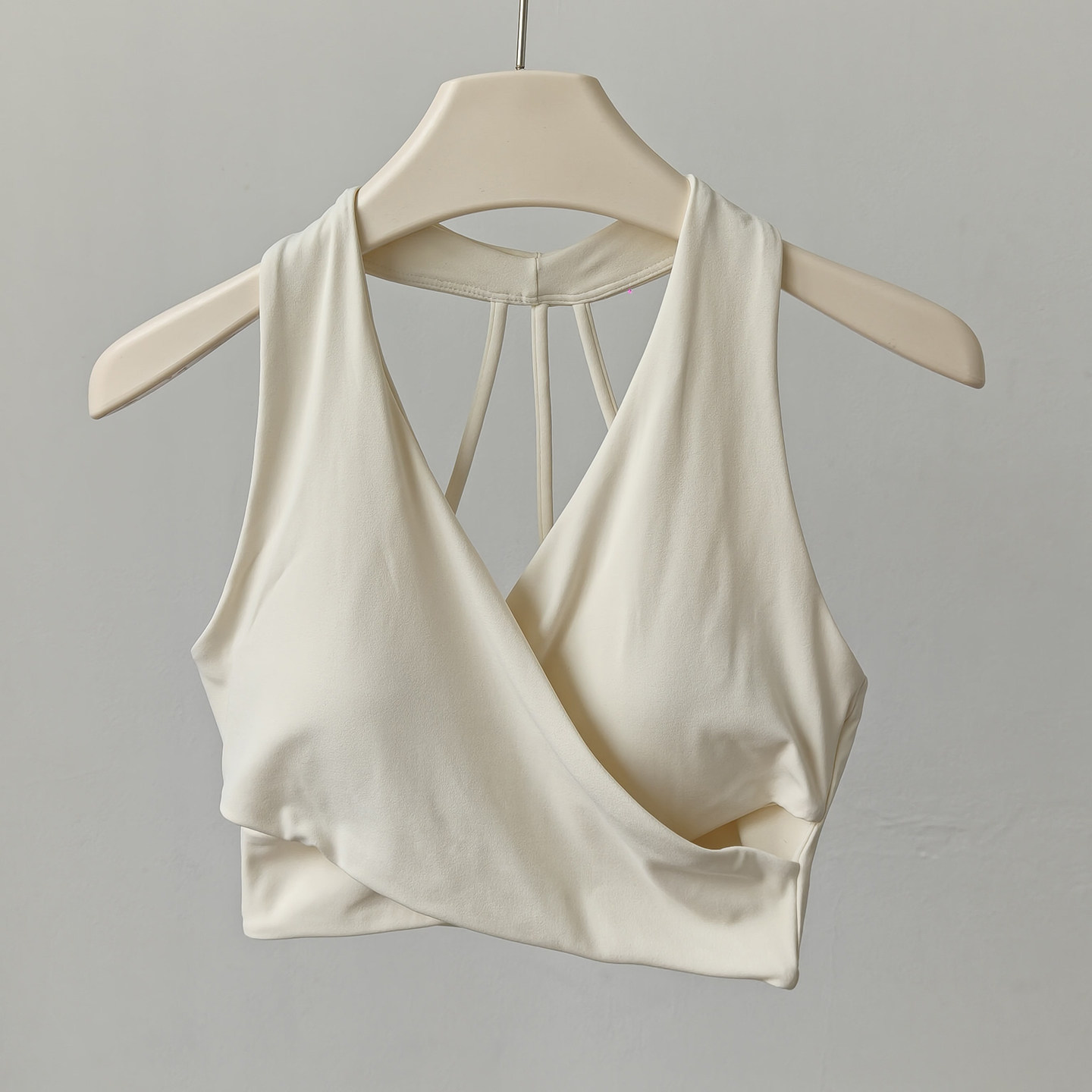 เสื้อชั้นในกีฬาแบบครอปคอวีออลอ - Pilates V Yoga บทวิจารณ์และราคา